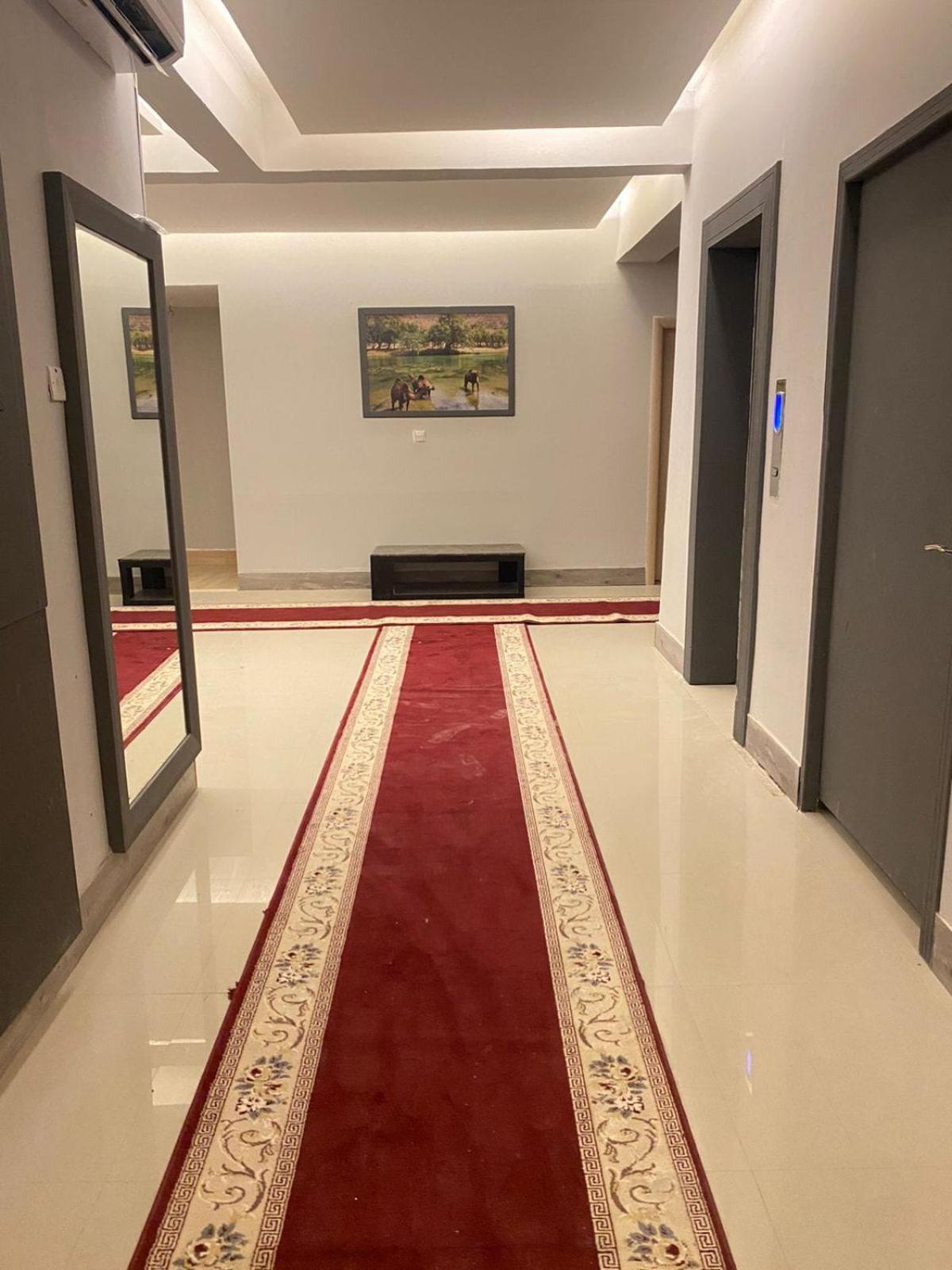 Al Hussam Hotel Apartments Rusayl エクステリア 写真