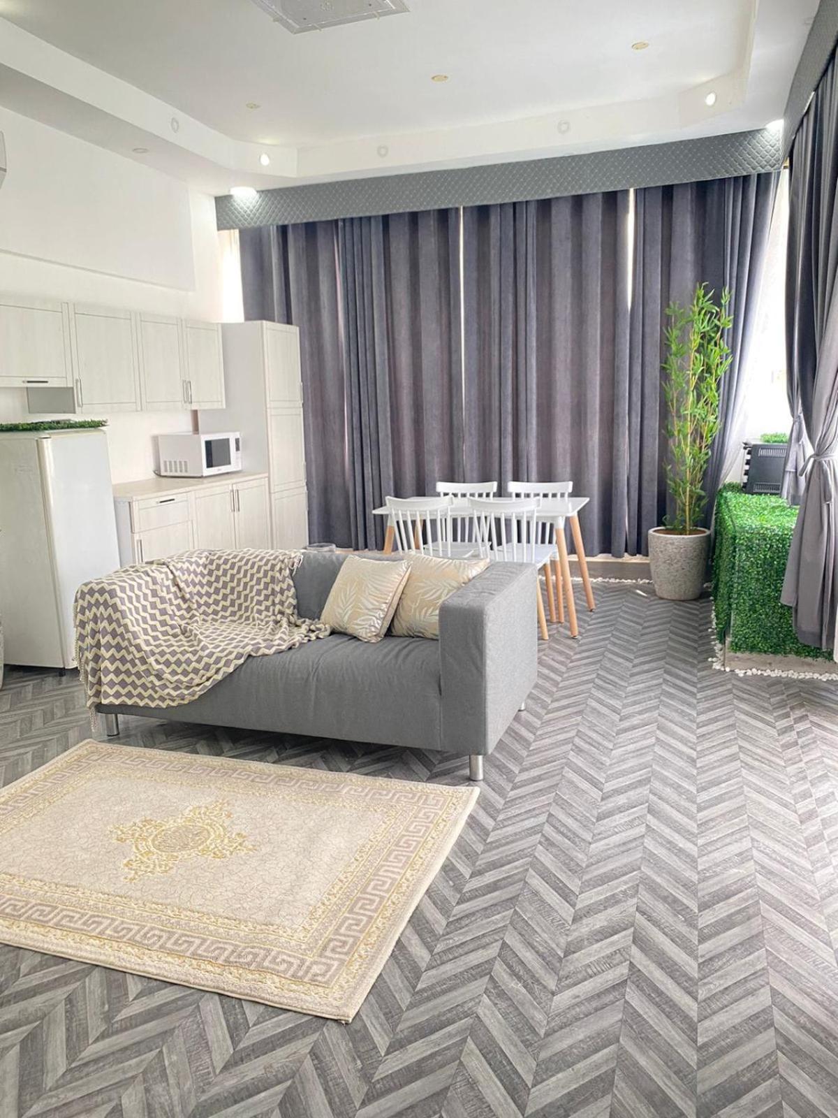 Al Hussam Hotel Apartments Rusayl エクステリア 写真